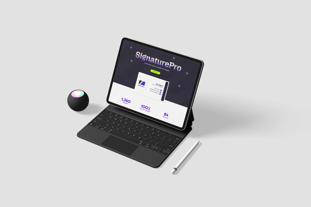 סט-אפ מקצועי של טאבלט מציג את האלמנטים האינטראקטיביים של האתר החדשני של SignaturePro.